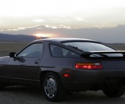 Porsche 928