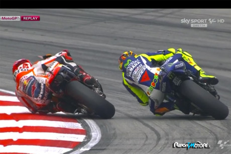 Duello Rossi vs Marquez - Malesia 2015
