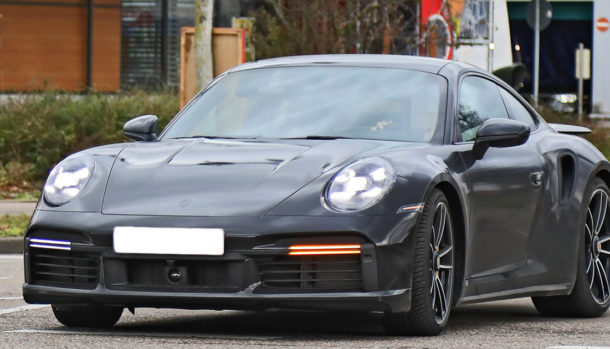 Porsche 911 Turbo S 2020