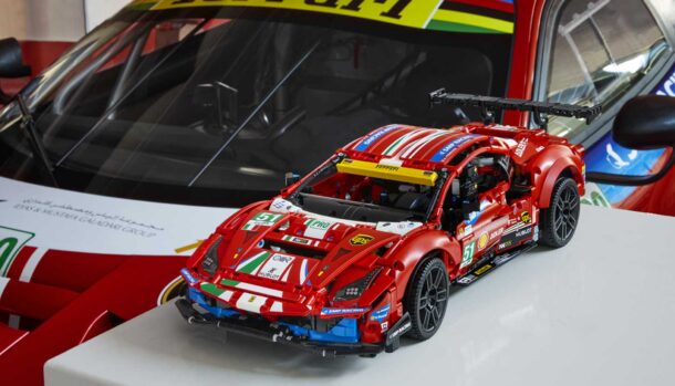 Lego Technic Ferrari 488 GTE AF CORSE #51