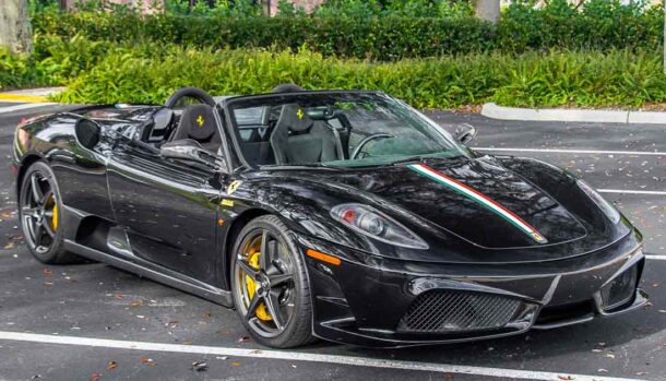 Ferrari Scuderia Spider 16M