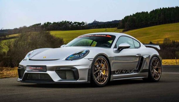 Porsche Cayman GT4 by Manthey Racing