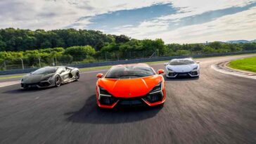 Lamborghini Revuelto e Huracan Tecnica sfrecciano in Cina