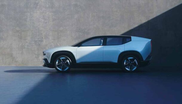 Honda presenta al CES 2025 i prototipi Saloon e SUV della 0 Serie